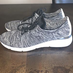 Michael Kors Knit Skylar Sneakers